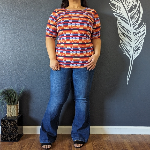 LulaRoe Gigi Disney Shirt - Picture 8 of 8